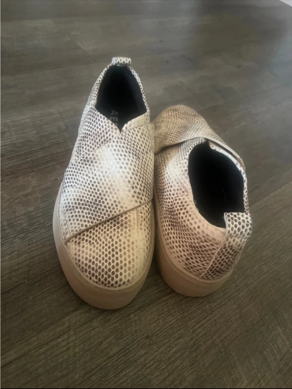 AEROSOLES Snake-Pattern Slip-On Shoe in Cream and Brown